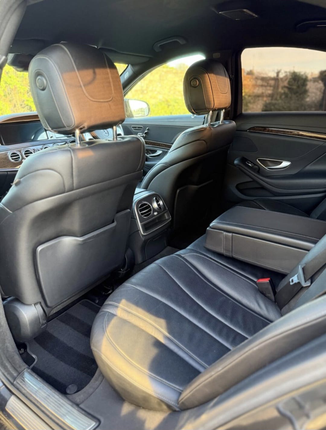 Mercedes S-Class front leather interior